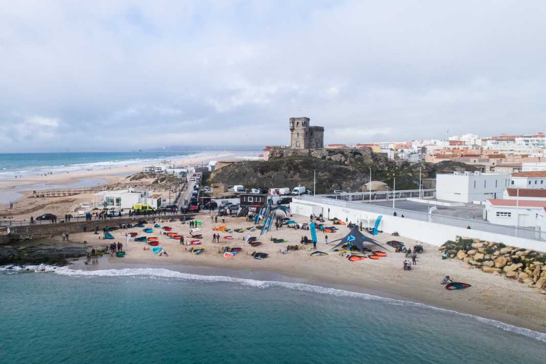 Title decisions postponed - the first day of the GWA Tarifa Wing Pro