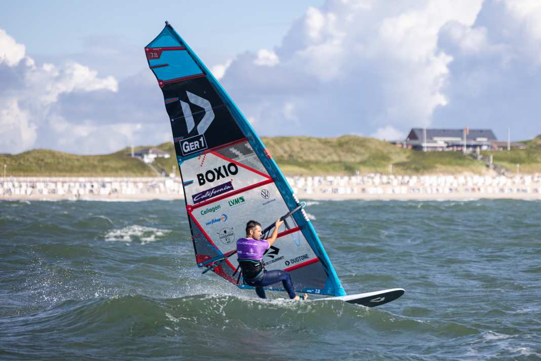 Vincent Langer dominiert Finnen-Slalom auf Sylt