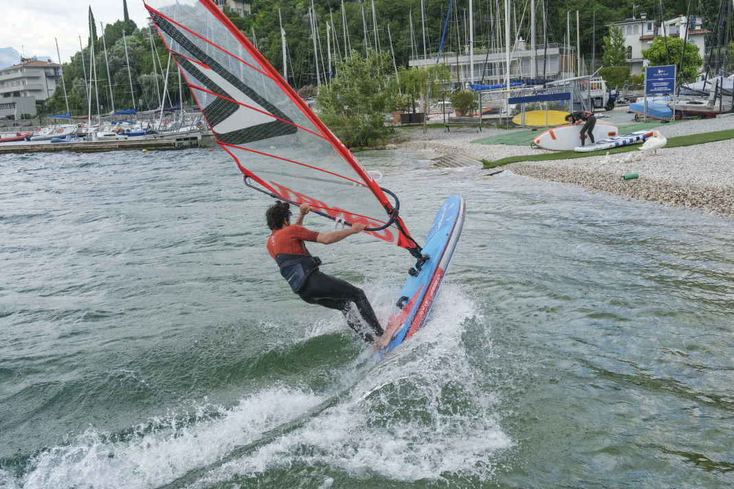 Starboard Wing 4in1 Deluxe Lite 10‘4‘‘ x 31‘‘ - der Wing-Spezialist
