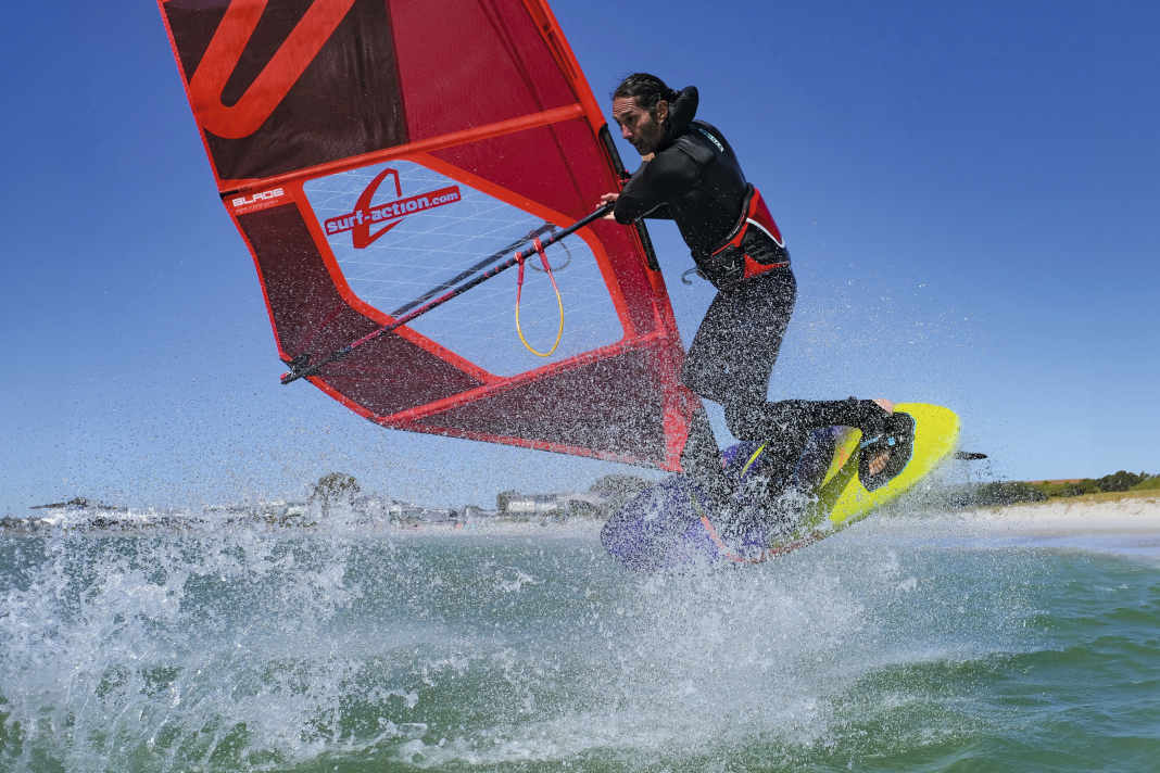 Duotone Ultra FreeWave 94 im surf-Test