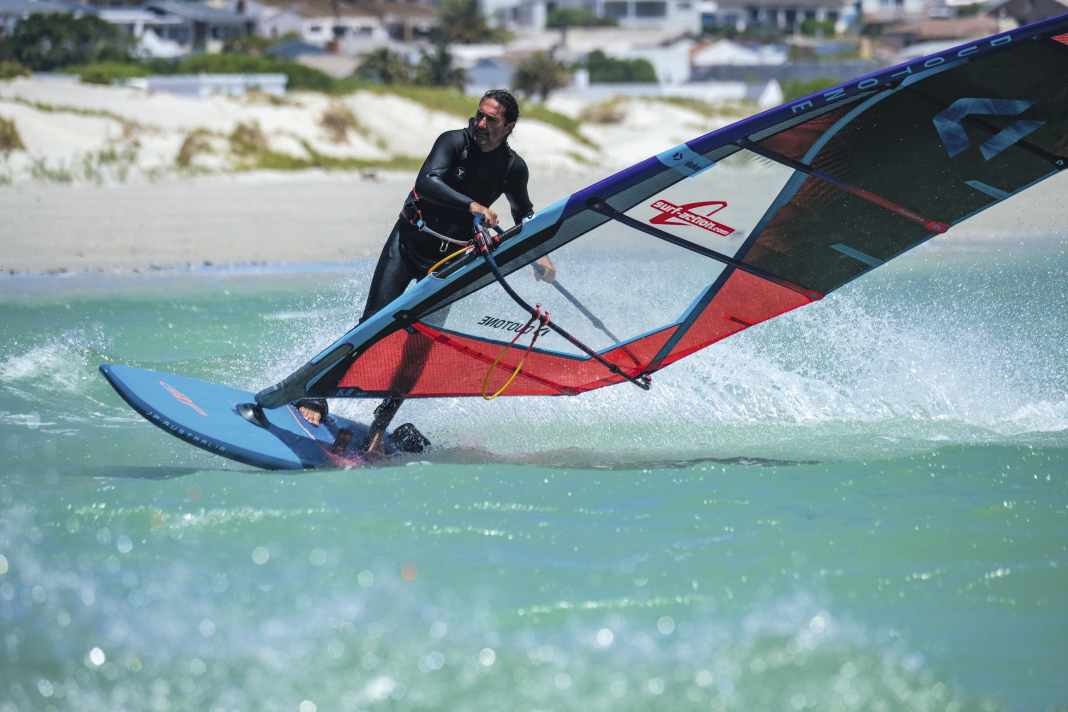 JP-Australia Magic Move 90 im surf-Test