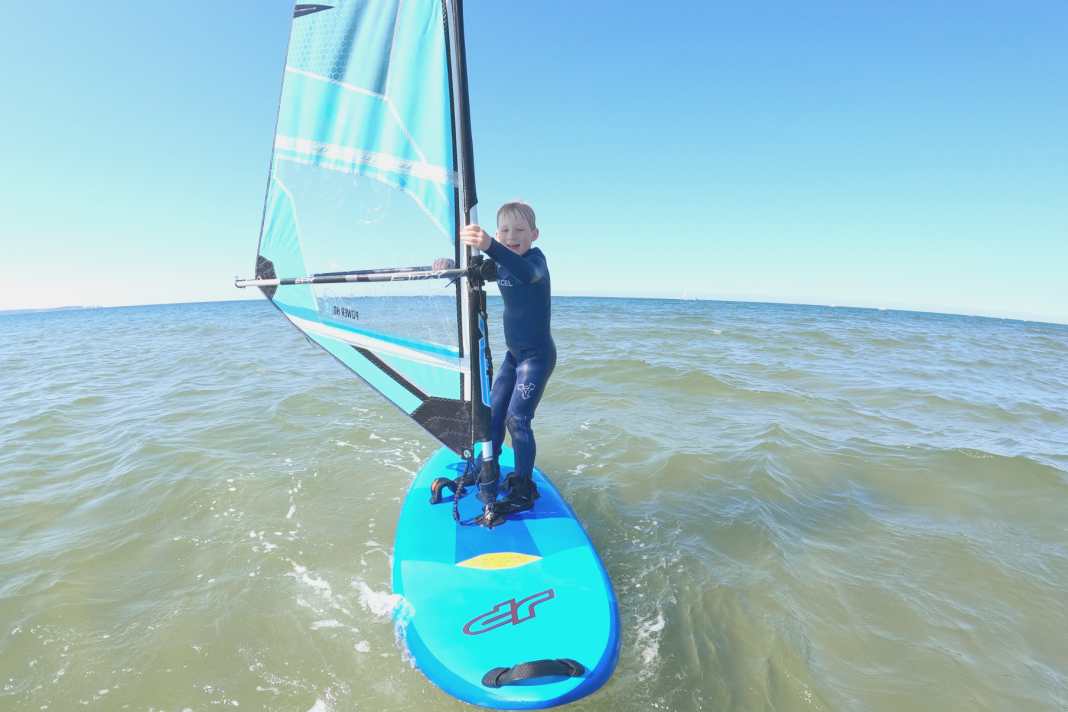 XCEL Axis - the premium wetsuit for kids put to the test