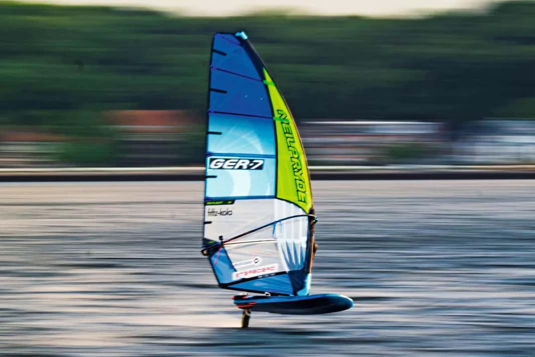 Foil-Wende lernen an einem Tag? Nico Prien auf einer Mission