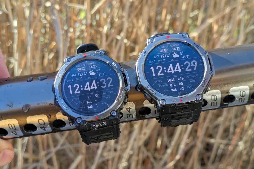 The outdoor GPS watch T-Rex 3 with new functions