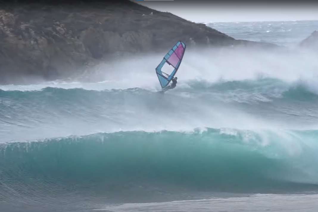 Mast-high waves off the coast of Sardinia