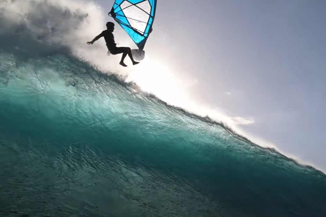 Down-the-Line vom Feinsten – Antoine Martin in La Réunion