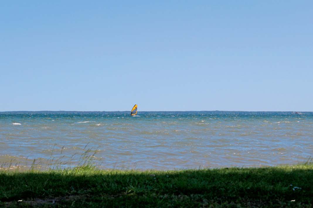 Die besten Windsurf-Spots an der Müritz