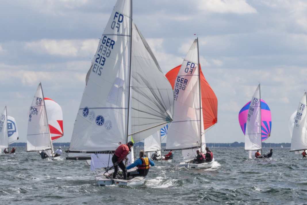 Sonniges Finale für Warnemünder Wonnewoche mit 525 Booten