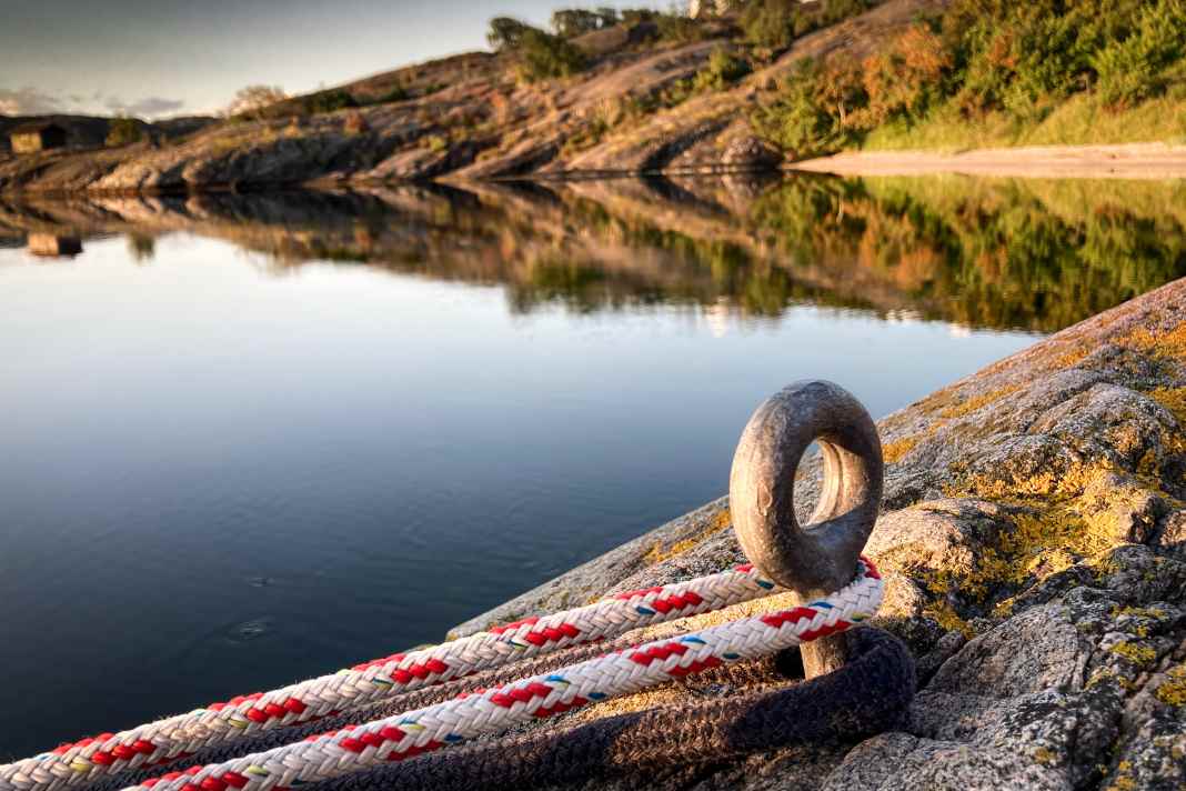 Why Swedes complain about crooked bolts and Norwegians