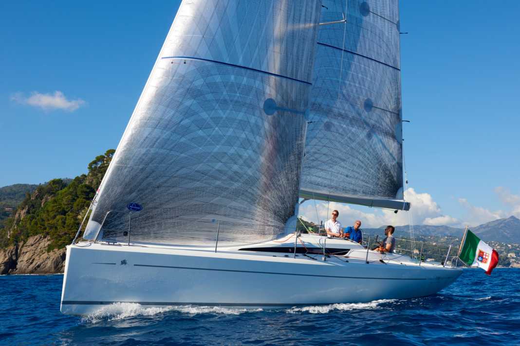 Test d'un bateau performant pour une équipe de régate bien rodée