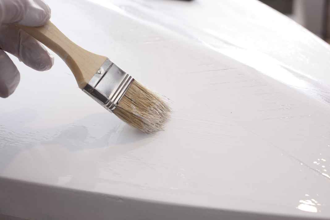 Quatre idées autour de la peinture et du vernis