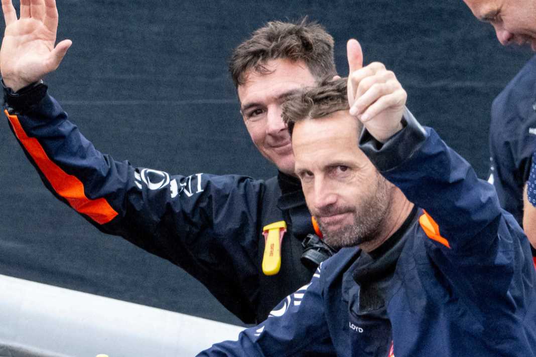 "Luna Rossa" on the brink - three match points for "Britannia"