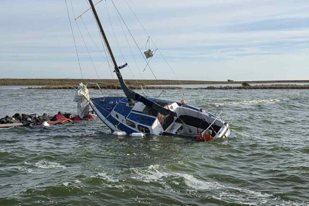 German sailor survives 60 hours on uninhabited island