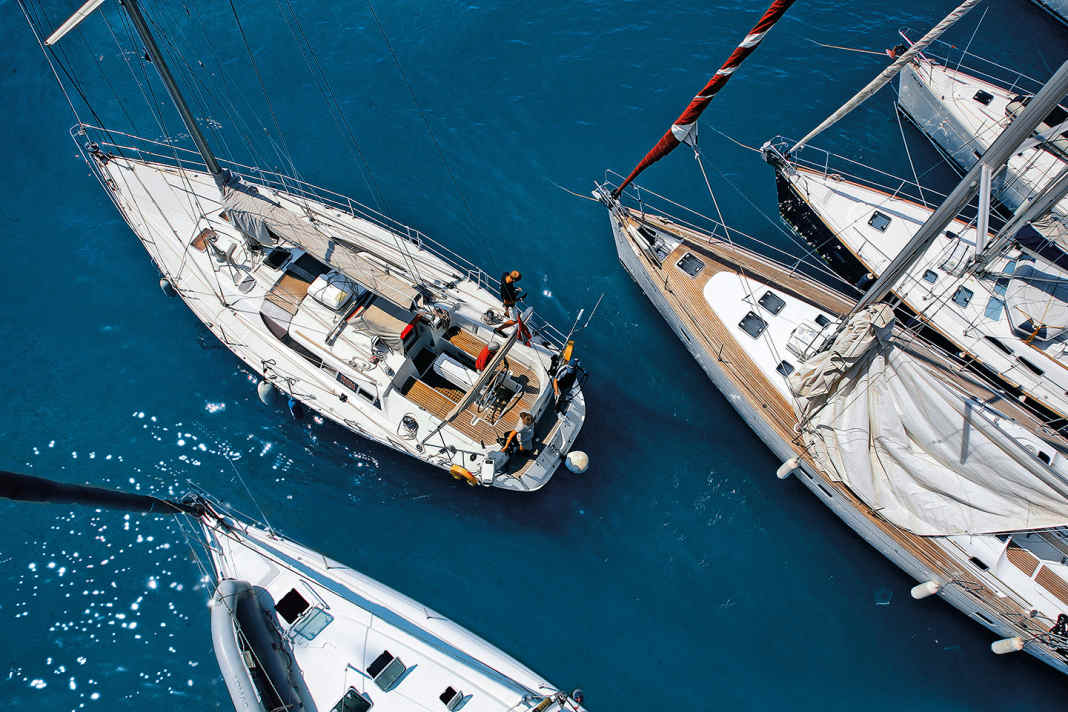 Harbour manoeuvres step by step - basics and tricks. Register here now!