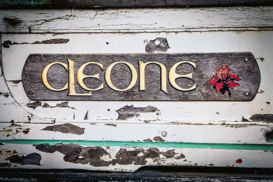 The morbid charm of Lady "Cleone"