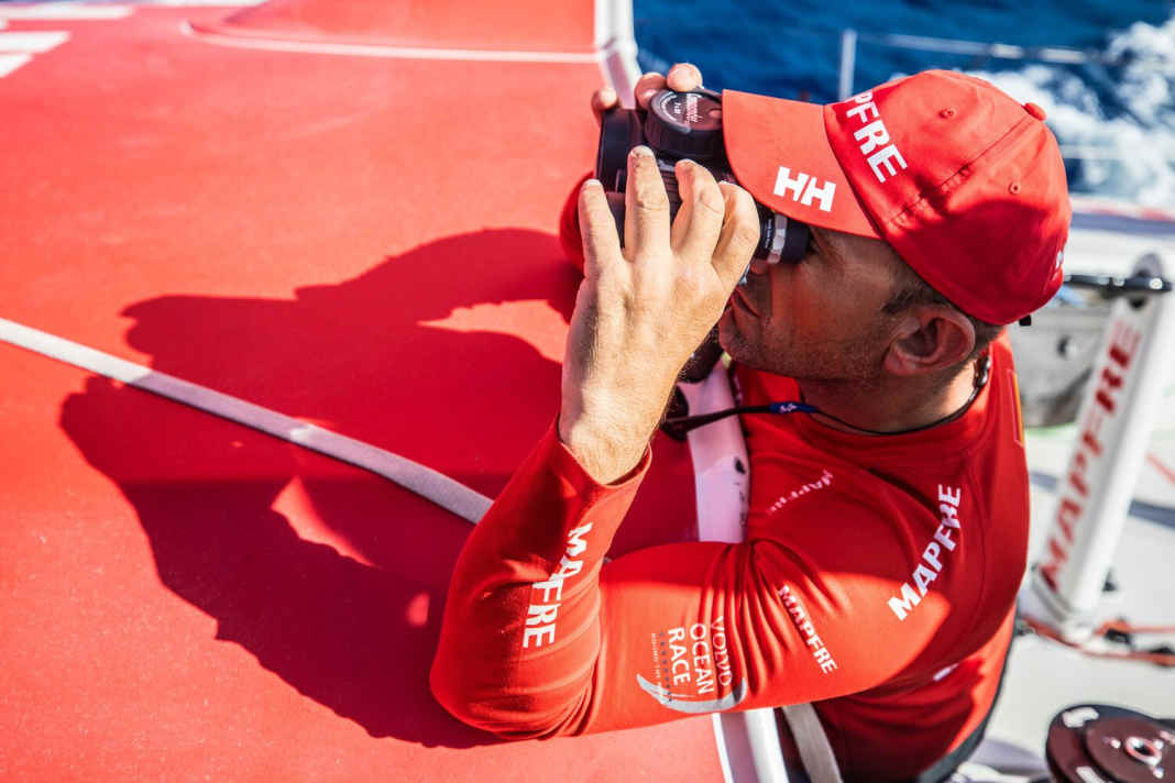 Like Spain's flag: red-yellow-red Atlantic triathlon