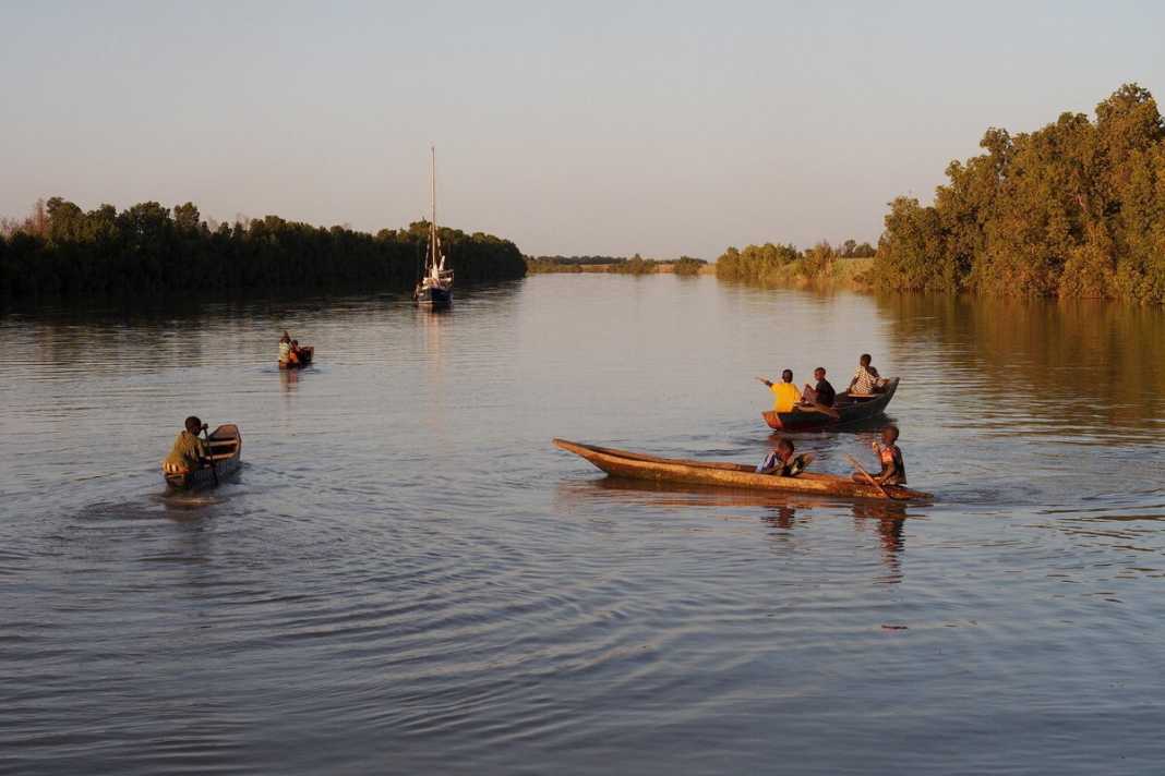 Abenteuer Afrika: Unterwegs auf dem Gambia River