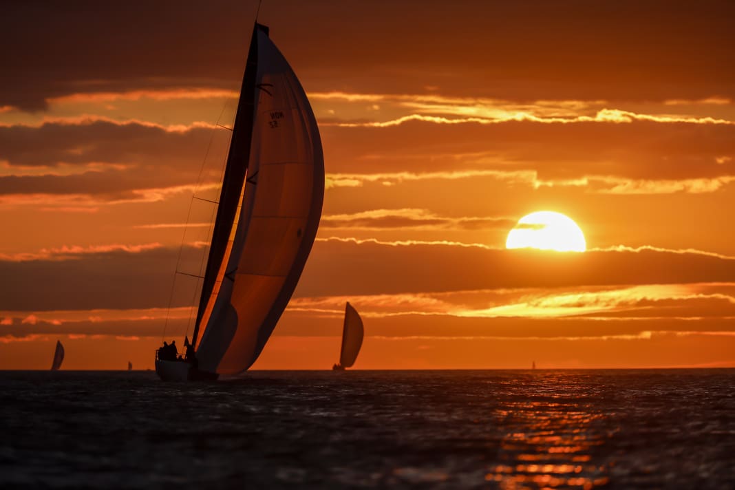 Casiraghi-Crew glänzt im Fastnet – historischer Monaco-Sieg