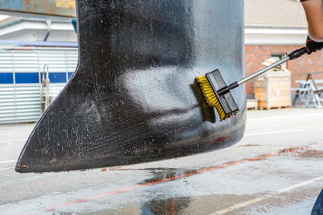 Toxic-free antifouling alternatives