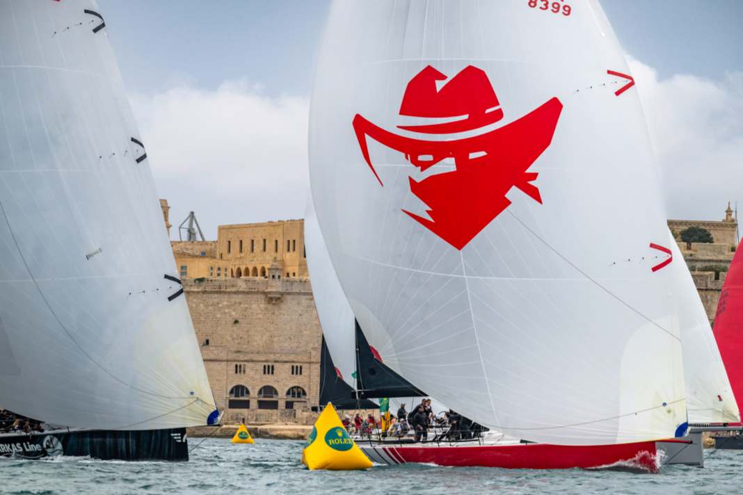 Six wind chests downwind, "Red Bandit" in the lead