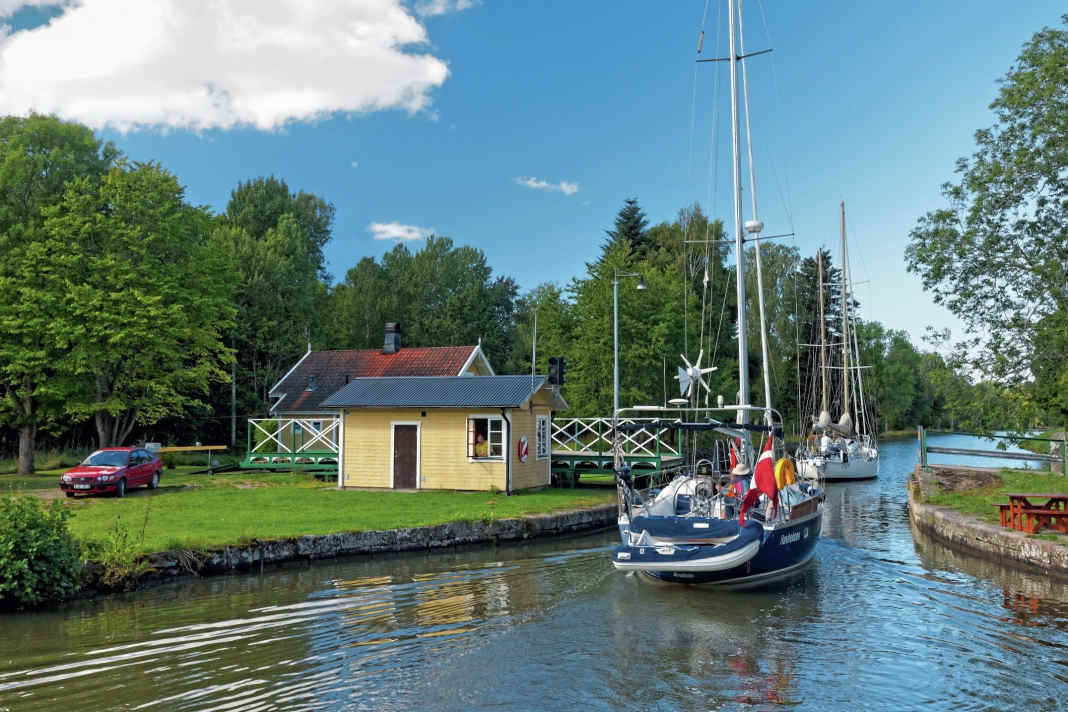 Auf dem Trollhätte-Kanal quer durch Schweden