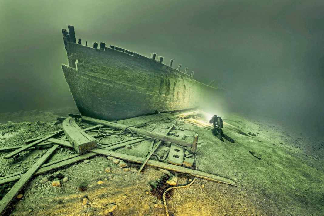 Faszinierende Bilder von geisterhafen Wracks