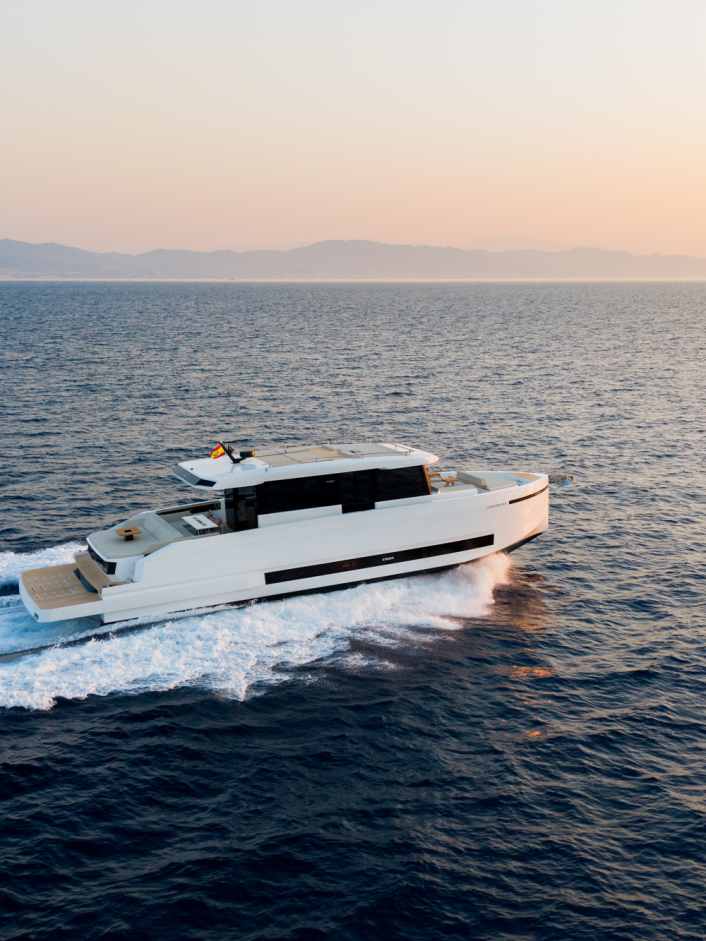 Neues Flaggschiff feiert Premiere in Cannes