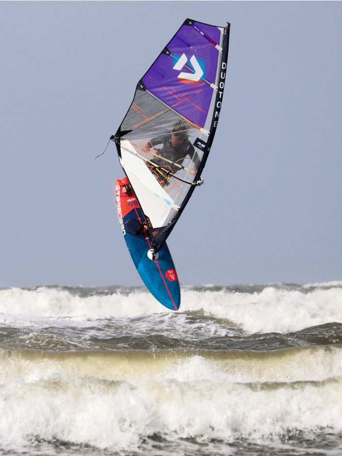 Starboard Ultra Carbon 86 im Test - radikale Rakete