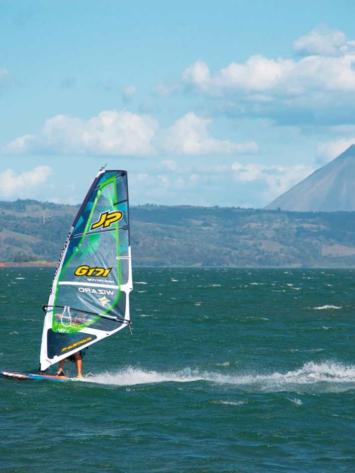 Die besten Windsurf-Spots in Costa Rica