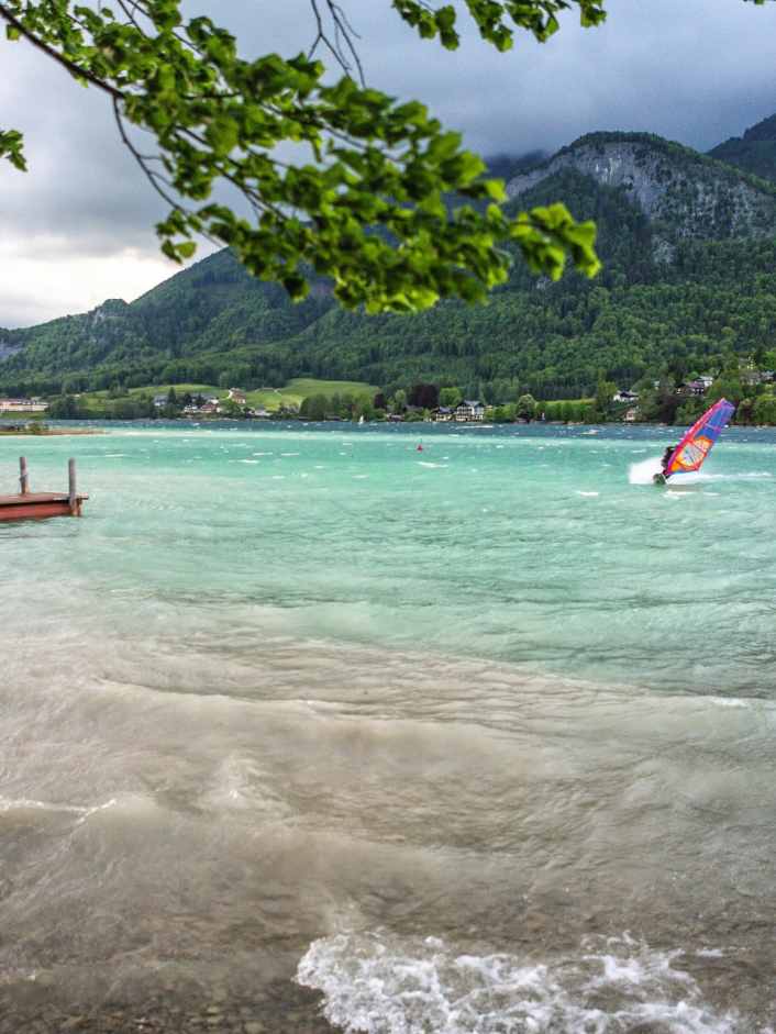 Die besten Windsurf-Spots im Salzkammergut