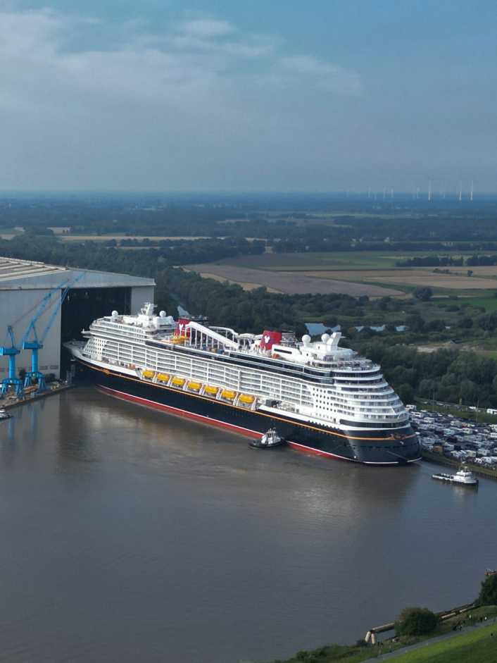 Barrage for the "Disney Destiny" closed for two days