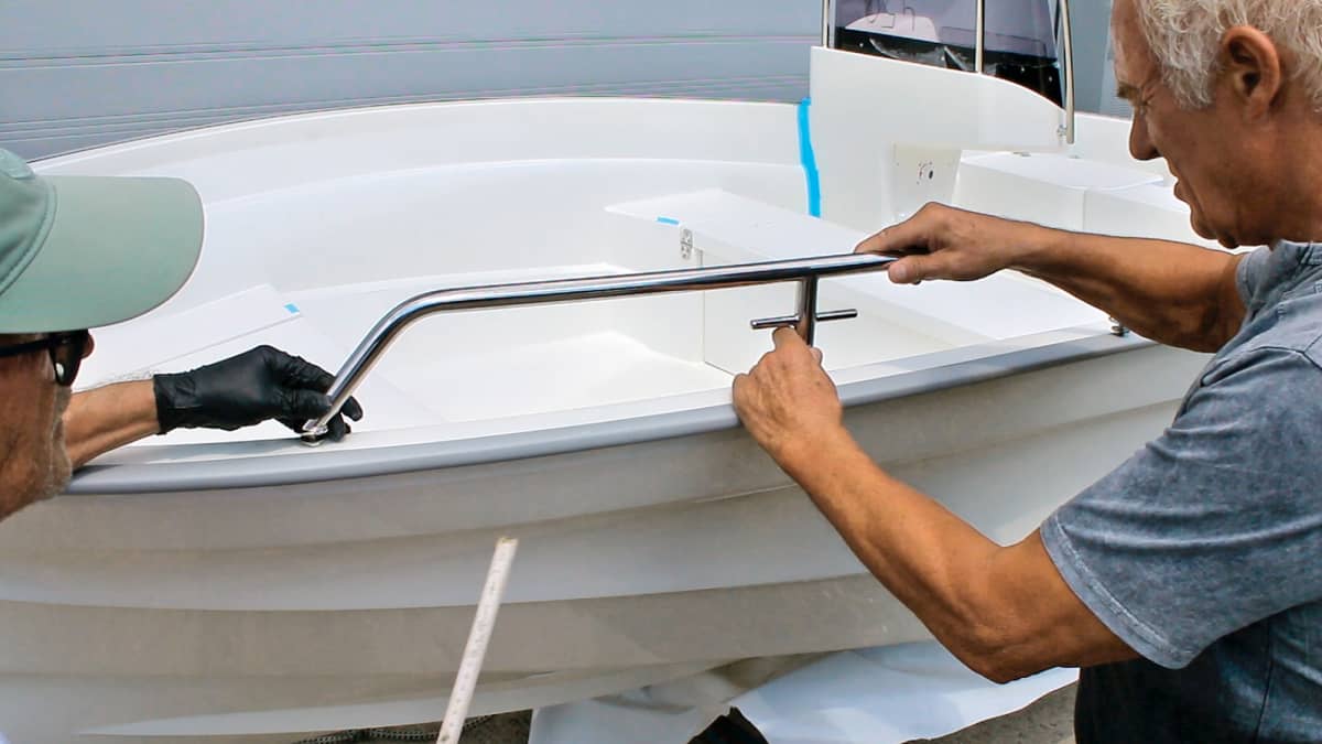 Craft boat special: How to install the handrail and railing | BOOTE