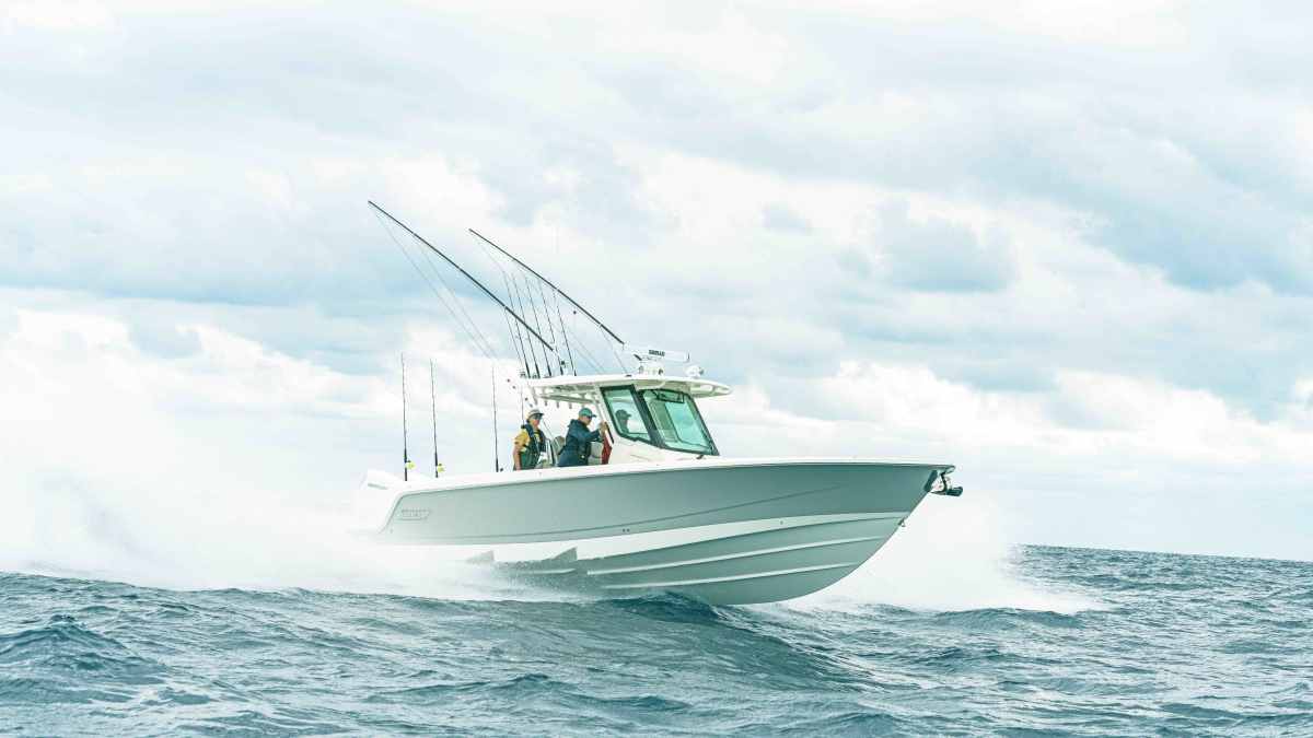 Boston Whaler: Outrage models with new special hull | BOOTE