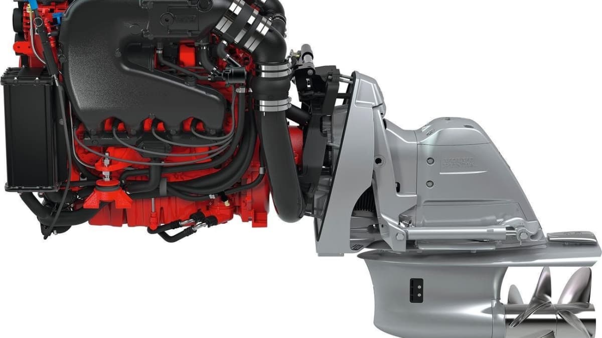 New V8 petrol engines from Volvo Penta - Feel the Difference | BOOTE