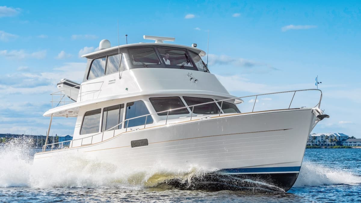 Test: Trawler with inboard engine - Grand Banks 60 SL | BOOTE