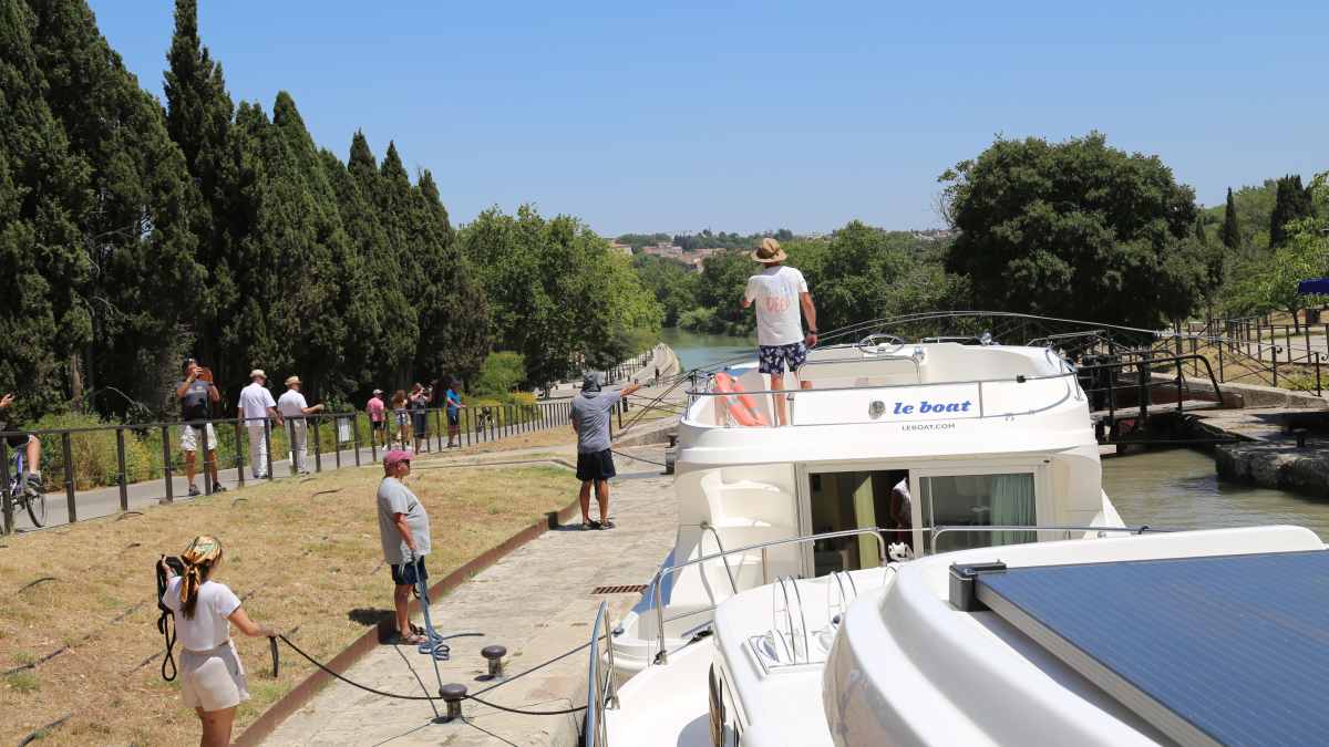 Canal du Midi: Mit dem Hausboot von Argens bis Lattes