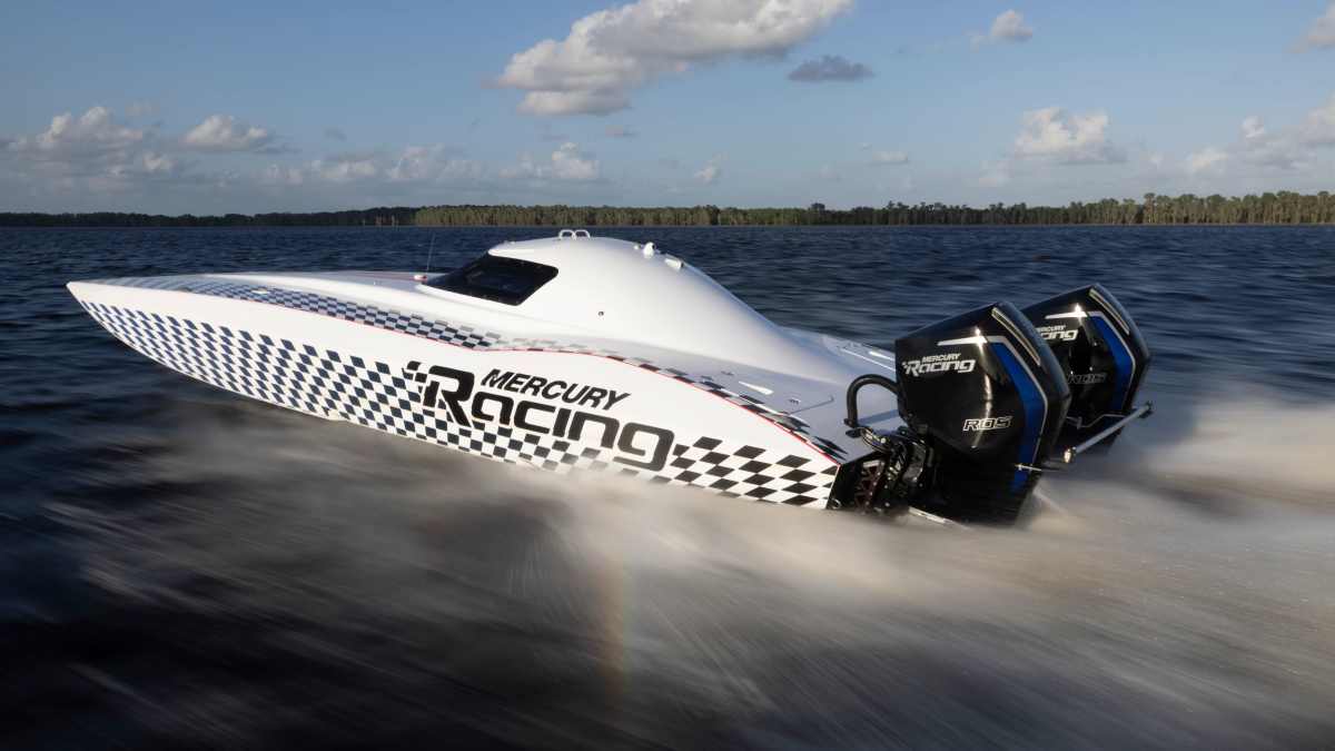 Mercury Racing: High-speed outboards | BOOTE