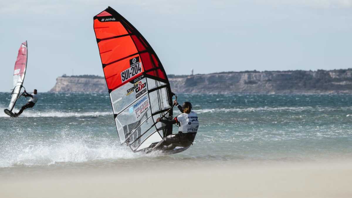 Heidi Ulrich bricht erneut Speedsurf-Weltrekord | SURF