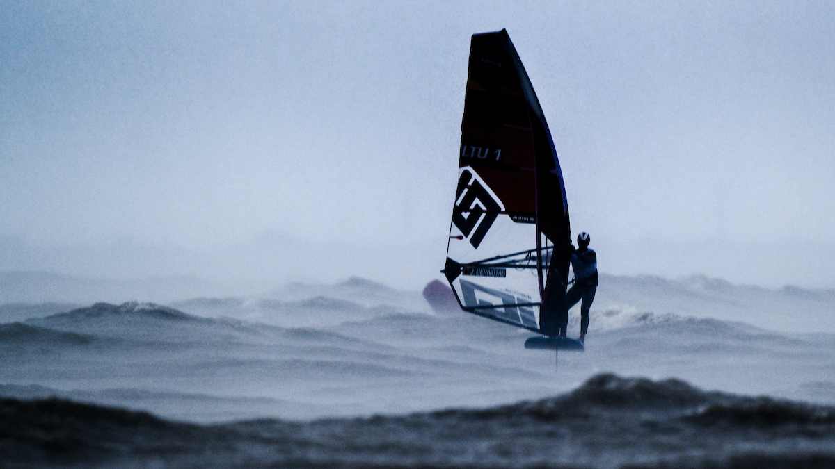 iQFOiL Games Cadiz: Extreme conditions on the way to the Medal Series ...