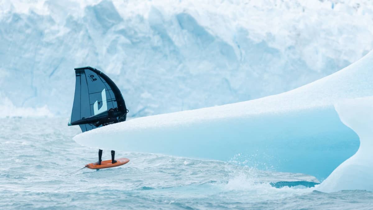 Winter surfing: Is surfing in winter bad for your health? | SURF