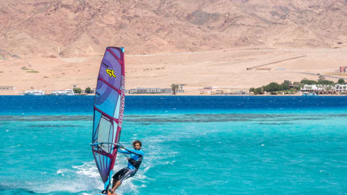 Iran-Krieg und Reisen: Kann man aktuell nach Ägypten fliegen? | SURF