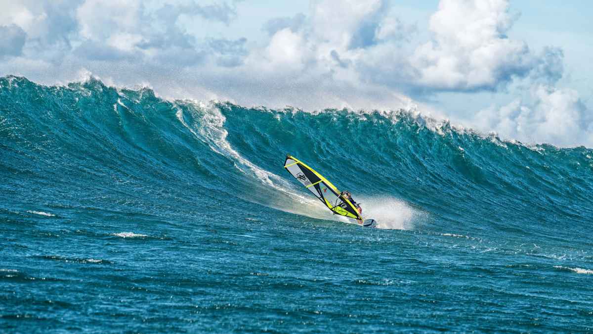 PWA/WWT World Cup Final: Great opening day at the Aloha Classic 2025 ...
