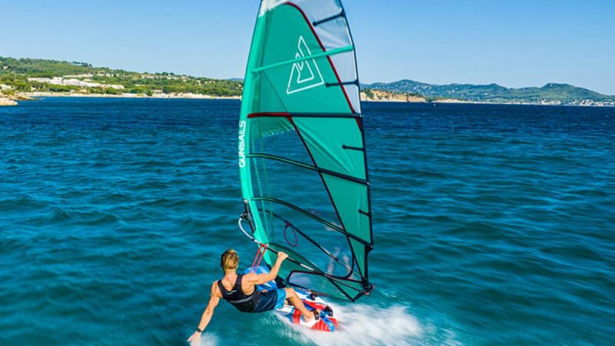 Up to 50 euros: Price reduction and double vintage at GunSails | SURF
