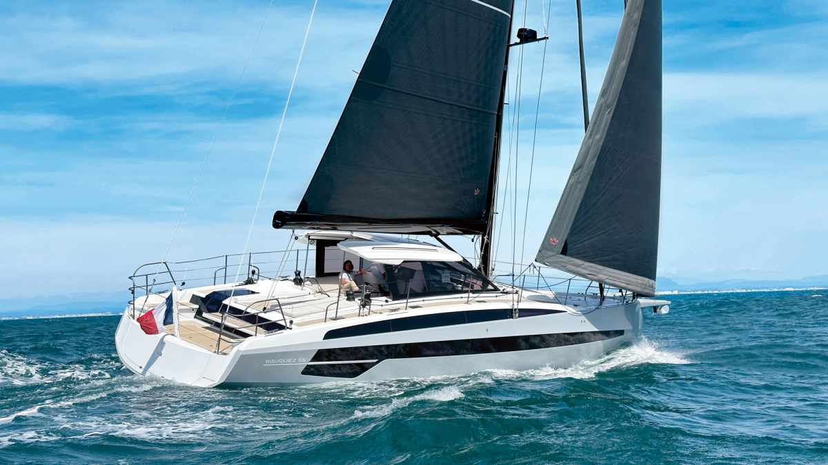 European-Yacht-Of-The-Year-2026-Die-Wauquiez-55-setzt-sich-als-Luxury-Cruiser-2026-durch