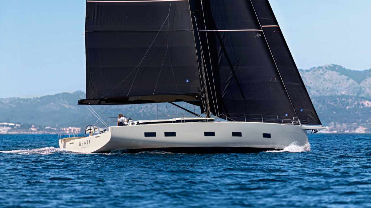 Y7-Wenn-Serienyachtbau-zur-Highend-Klasse-wird
