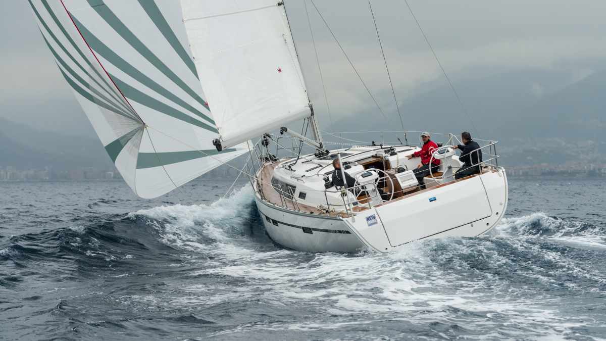 Bavaria Cruiser 46: Fahrtenschiff mit viel Platz und viel Komfort im Test