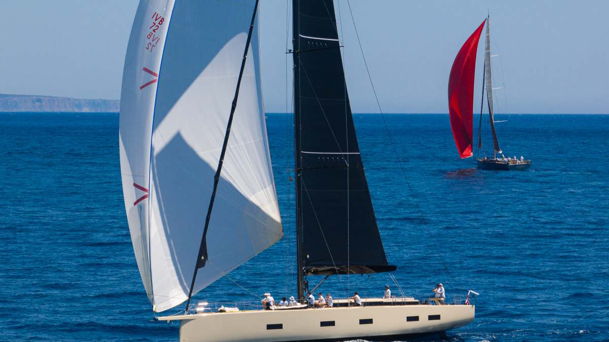 YYachts-Start-beim-Superyacht-Cup-mit-eigener-Klasse-erfolgreich