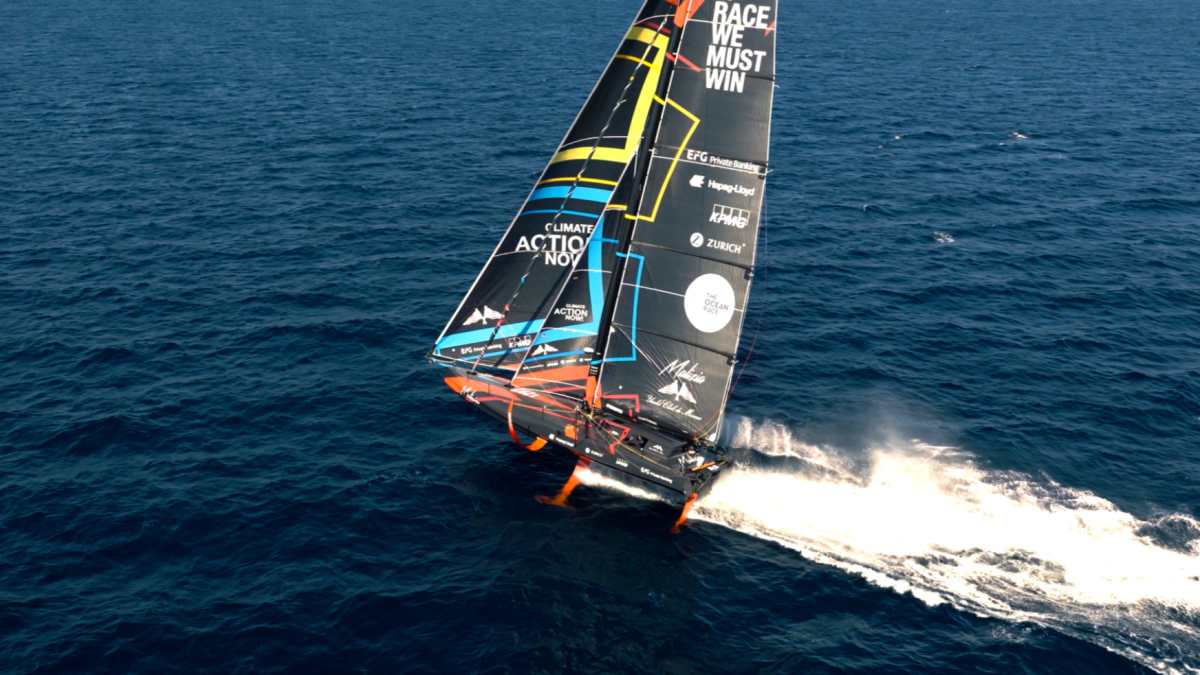 Ocean-Race-Atlantic-Blade-vs-Bustle-atlantisches-Top-Duell-voraus