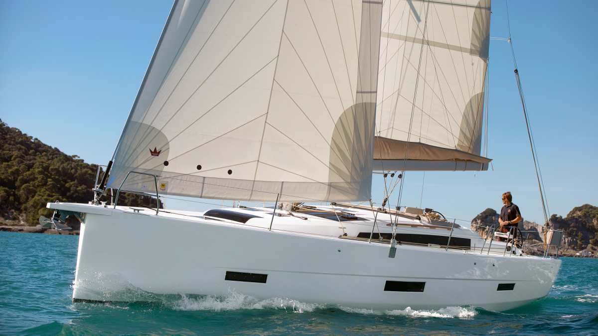 Dufour Grand Large 430: Volumenwunder aus Frankreich im Test