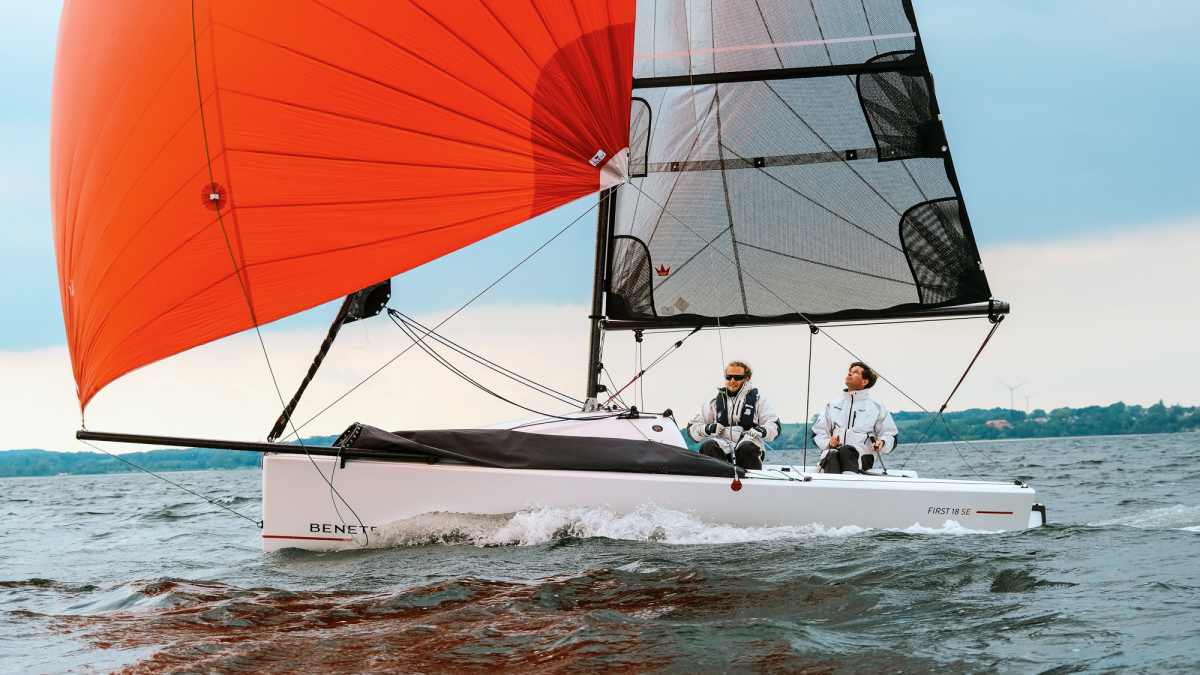 Beneteau First 18 SE: Kleiner Überflieger im Test